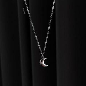 Meree – Amane Moon Necklace Sterling Silver Kalung Anti Karat